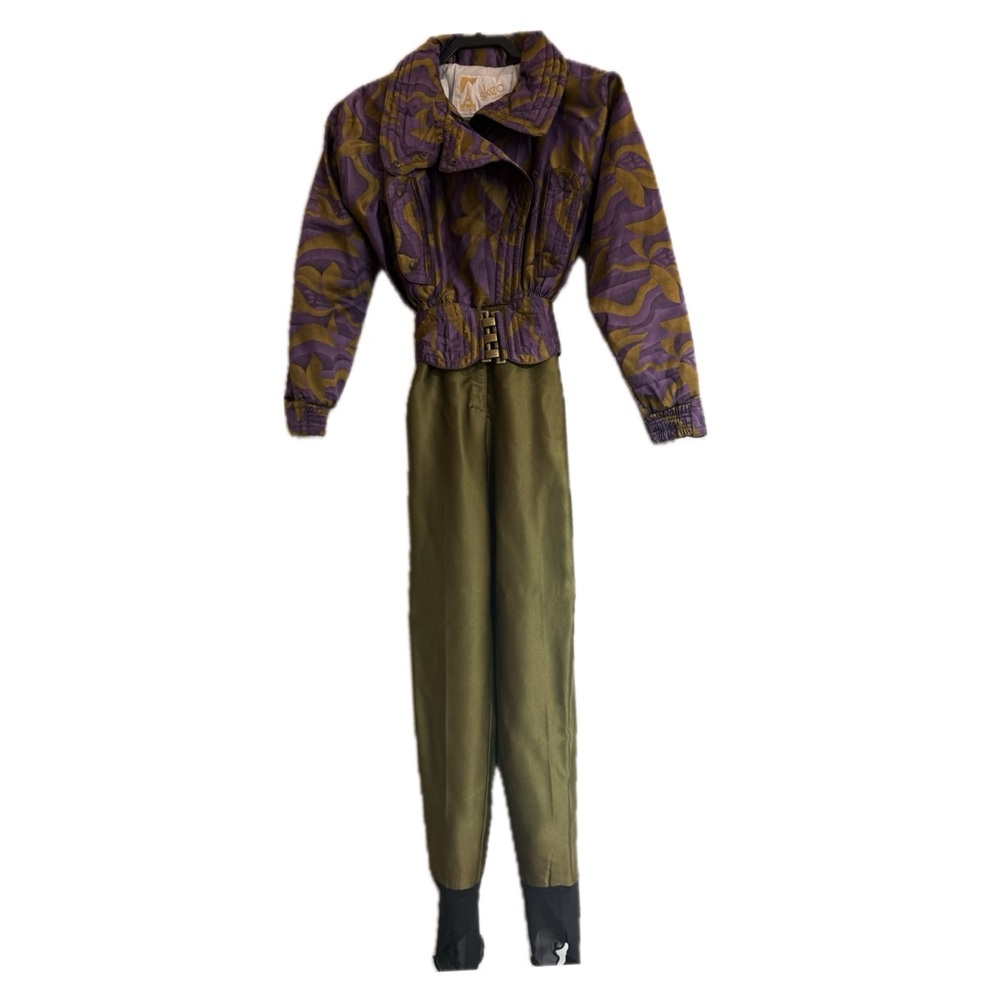 Skea Vintage, one-piece ski suit, women’s size 6